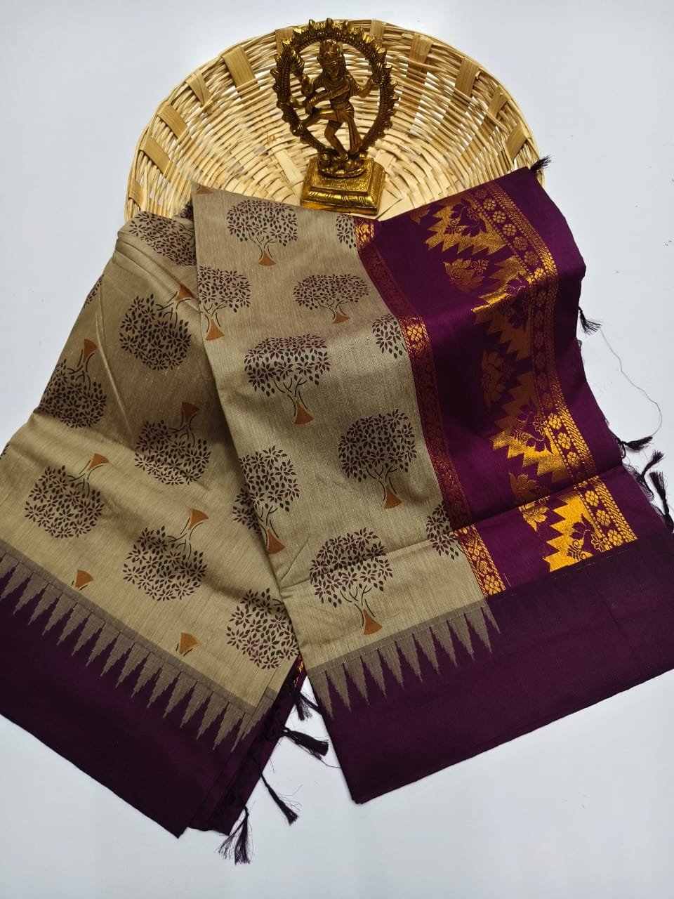 380d89de461c42adb7562be5ab870348